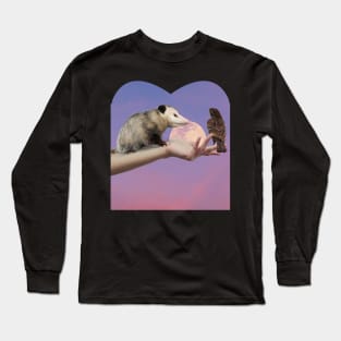 The opossum love Long Sleeve T-Shirt